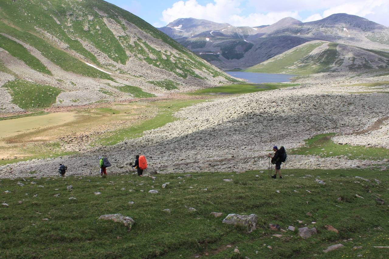 Abuli-Samsari Trek