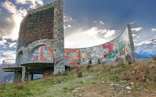 Ananuri & Kazbegi Tour from Tbilisi