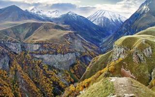 Ananuri & Kazbegi Tour from Tbilisi