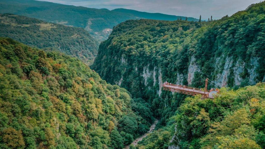 2-Day Kutaisi & Canyons Tour