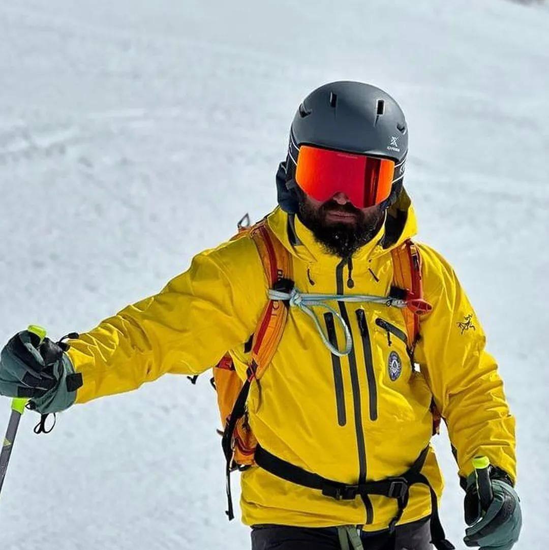 Lasha - Mountain & Ski Guide