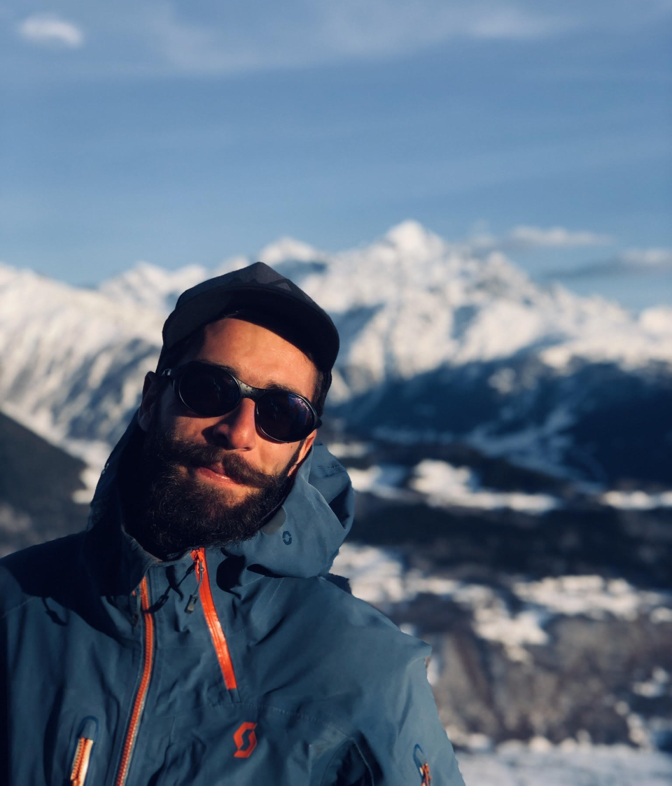 Zura - Mountain & Ski Guide